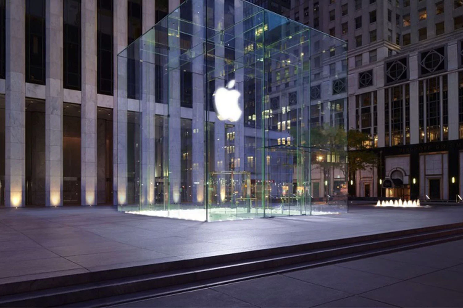 Tahmin: iPhone Kullanıcı Sayısı An İtibariyle 1 Milyarı Aştı